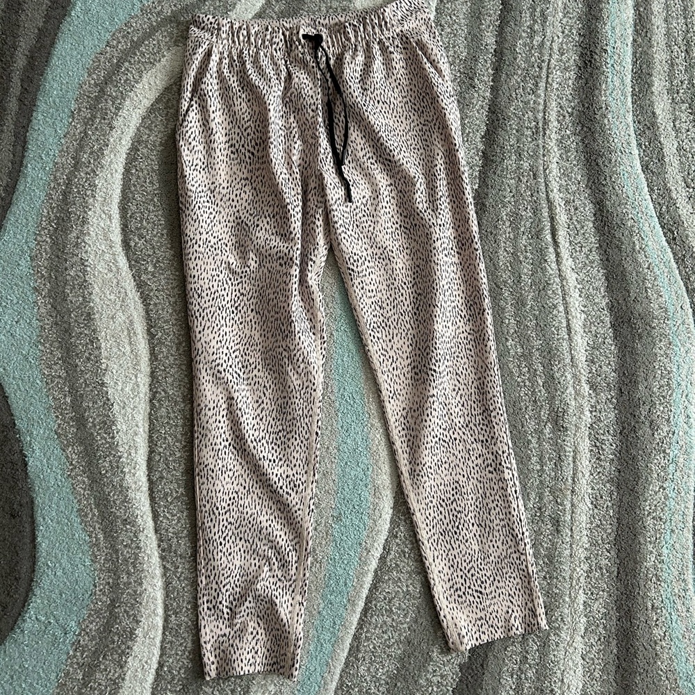 LULULEMON LOOSE ATHLETIC PANT